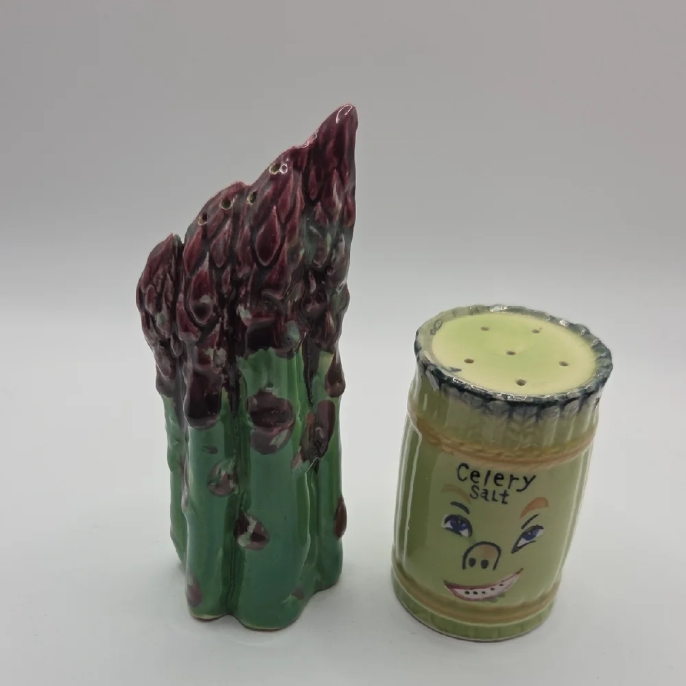 Salt And Pepper Shakers Asparagus And Celery